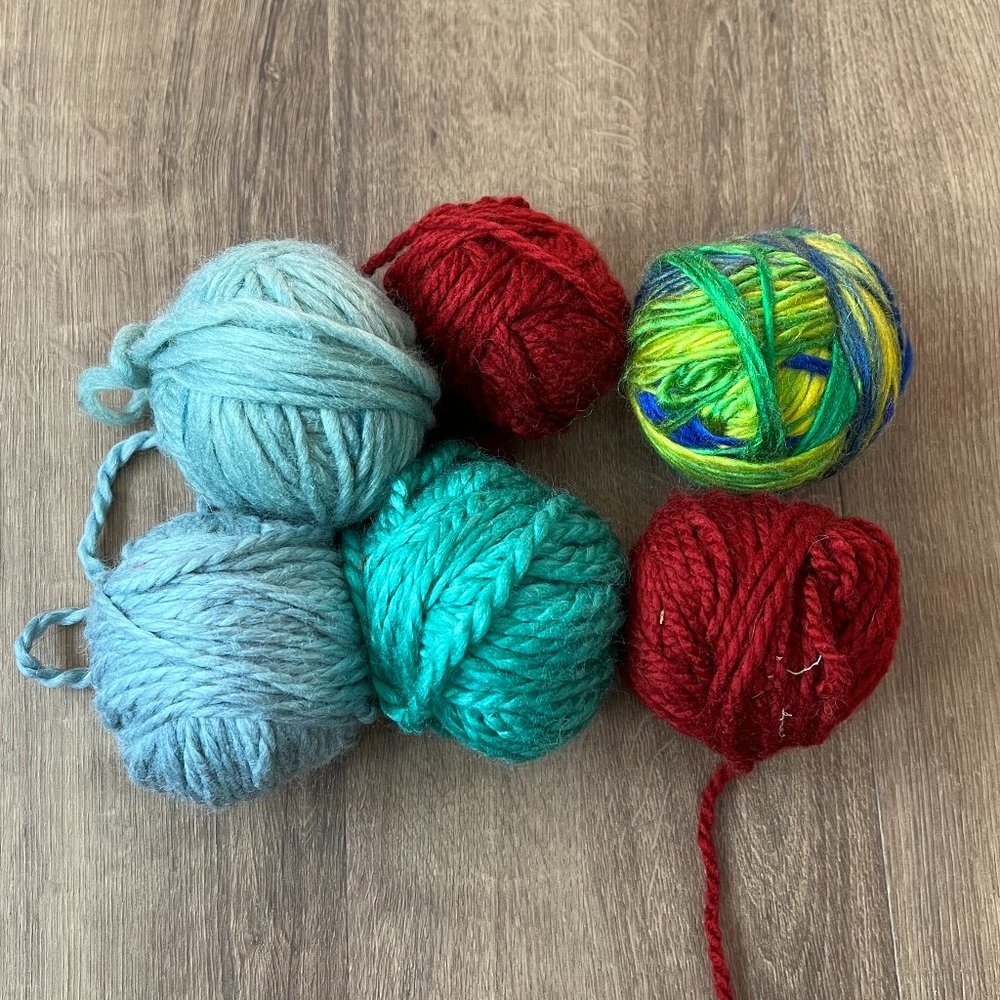 Merino Wool Blue Red Fiber Yarn Lot